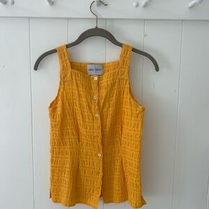 Nikki Chasin Yellow Button-Up Sleeveless Top